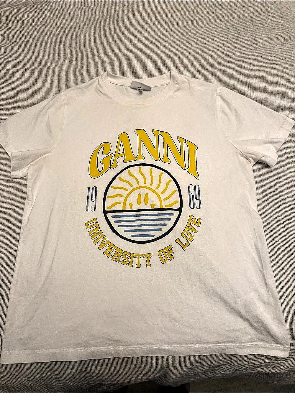 GANNI University of Love Sun Graphic T-Shirt Medium